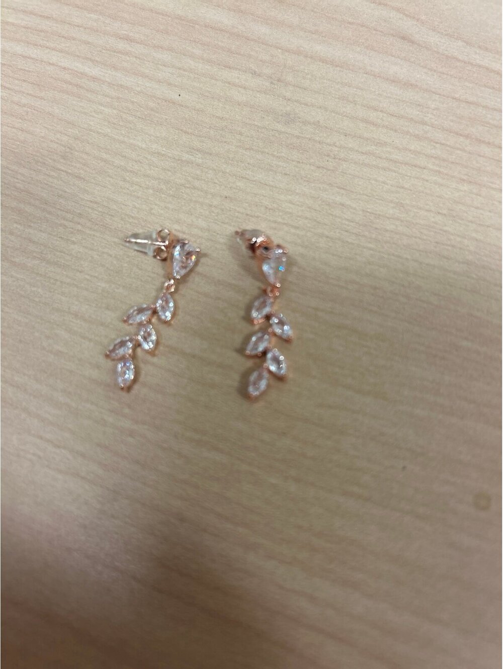 Rose gold-plated cubic zirconia teardrop and leaf-vine dangle drop earrings